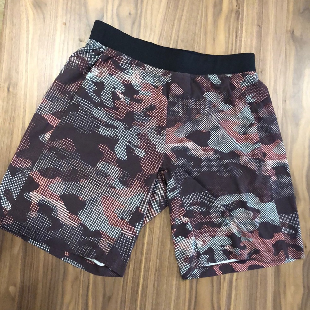 Lululemon Men’s Shorts, Brown/Teal/Orange-Like New